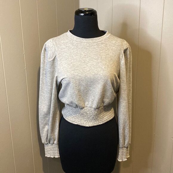 NWT Aqua Women’s Small Cropped Long Sleeve Top Shoulder Pads Smocking Hem. Small - Picture 1 of 6